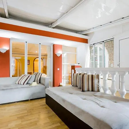 1 Liberty Suites Apartman